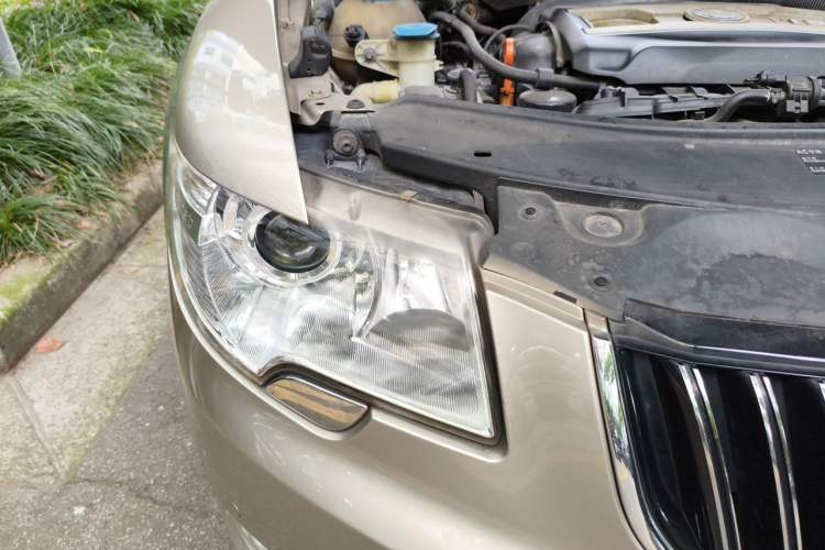 Used Skoda Superb 2012 1.8TSI Automatic Elegant Edition Right Front Headlight