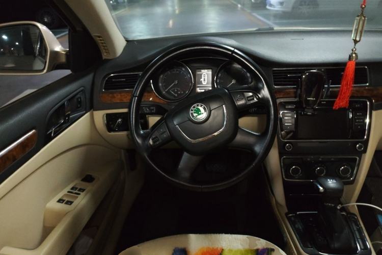 Used Skoda Superb 2012 1.4TSI DSG Elegant Edition Steering Wheel
