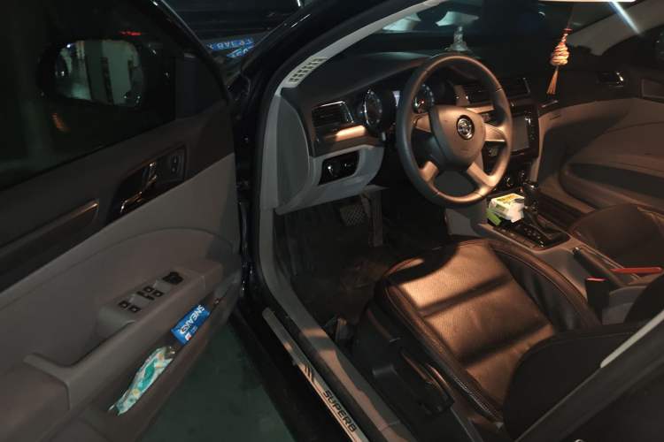Used Skoda Superb 2013 1.4TSI DSG Sport Edition Driver Seat