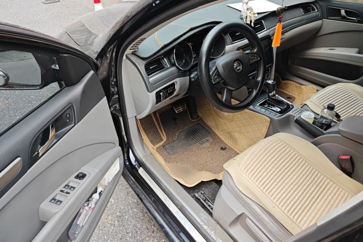 Used Skoda Superb 2013 1.8TSI Automatic MingShi Edition Driver Seat