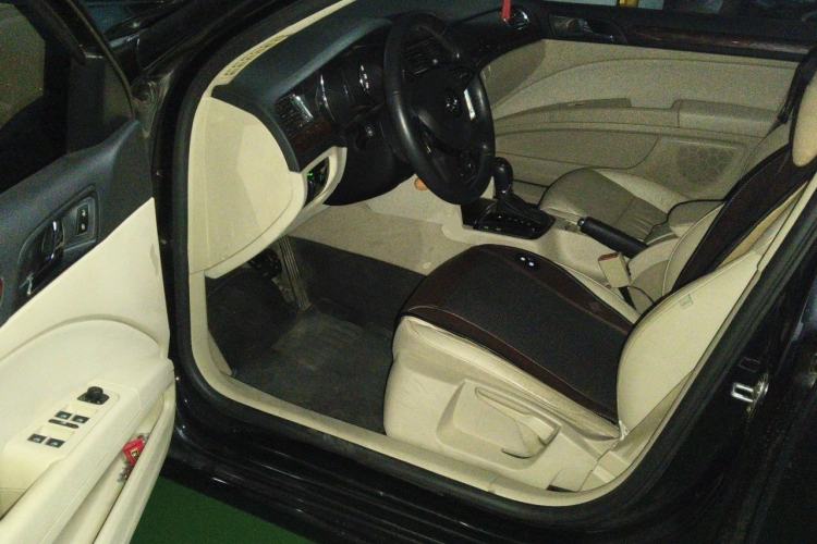 Used Skoda Superb 2013 1.8TSI Automatic MingShi Edition Driver Seat
