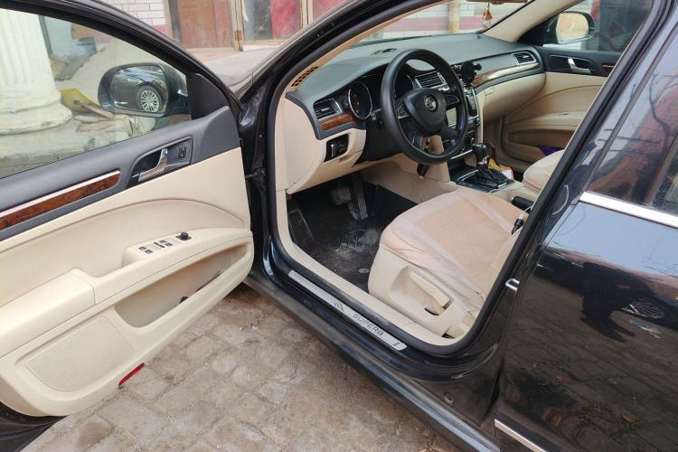 Used Skoda Superb 2013 1.8TSI Automatic MingShi Edition Driver Seat