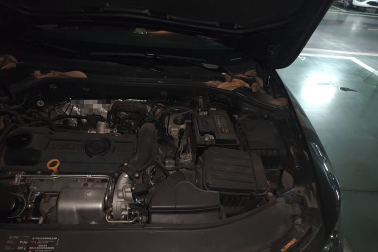Used Skoda Superb 2013 1.4TSI DSG Sport Edition Engine Bay Left