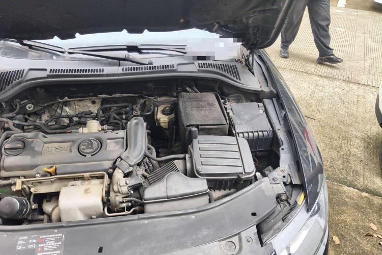 Used Skoda Superb 2013 1.4 TSI DSG Prestige Edition Engine Bay Left