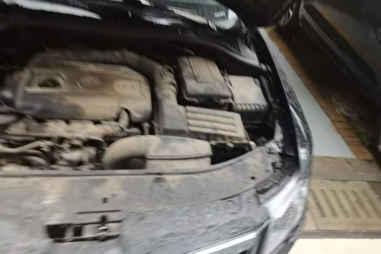 Used Skoda Superb 2013 1.8TSI Automatic MingShi Edition Engine Bay Left