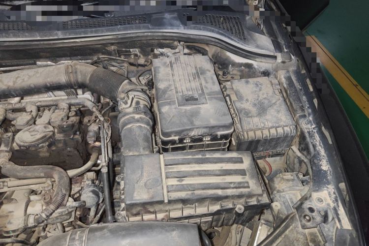 Used Skoda Superb 2013 1.8TSI Automatic MingShi Edition Engine Bay Left
