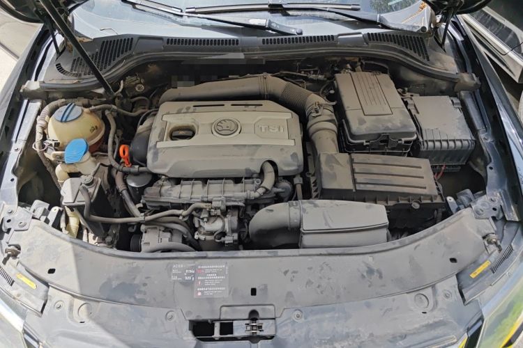 Used Skoda Superb 2013 1.8TSI Automatic MingShi Edition Engine Bay