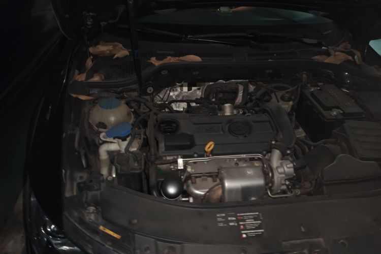 Used Skoda Superb 2013 1.4TSI DSG Sport Edition Engine Bay Right
