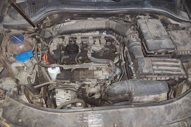 Used Skoda Superb 2013 1.8TSI Automatic MingShi Edition Engine Bay