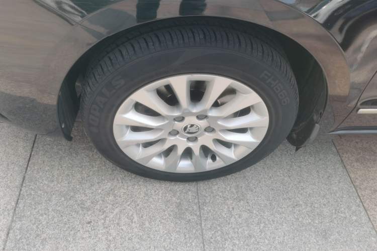 Used Skoda Superb 2013 1.8TSI Automatic MingShi Edition Exterior 4