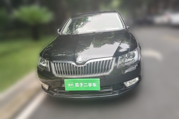 Used Skoda Superb 2013 1.4TSI Manual Shengshi Edition Front