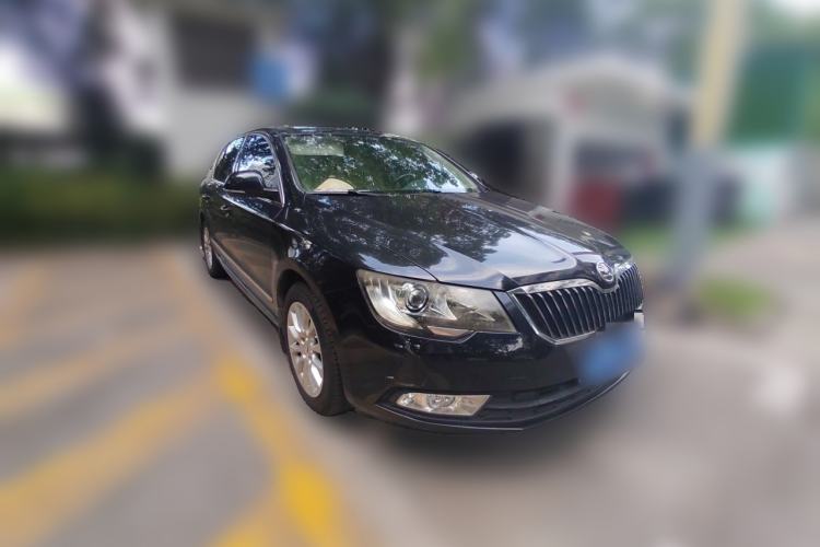 Used Skoda Superb 2013 1.8TSI Automatic MingShi Edition Front Right 45 Deg