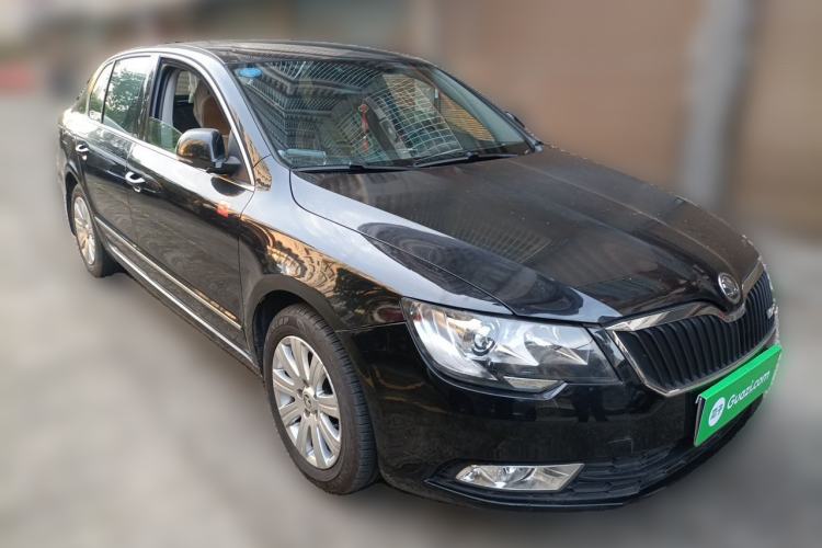 Used Skoda Superb 2013 1.4TSI DSG Sport Edition Front Right 45 Deg