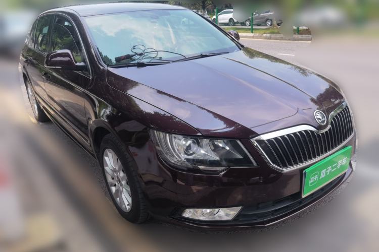 Used Skoda Superb 2013 1.8TSI Automatic MingShi Edition Front Right 45 Deg
