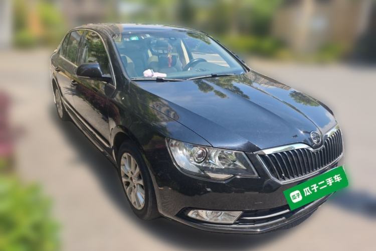 Used Skoda Superb 2013 1.4 TSI DSG Prestige Edition Front Right 45 Deg