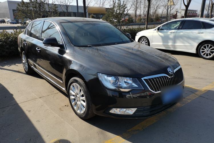 Used Skoda Superb 2013 1.4 TSI DSG Prestige Edition Front Right 45 Deg