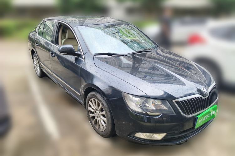 Used Skoda Superb 2013 1.4 TSI DSG Prestige Edition Front Right 45 Deg