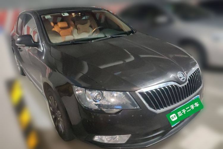 Used Skoda Superb 2013 1.4 TSI DSG Prestige Edition Front Right 45 Deg