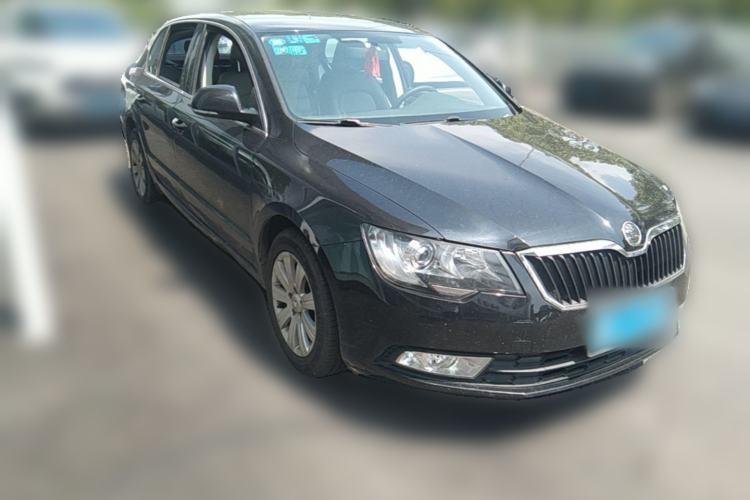 Used Skoda Superb 2013 1.4TSI DSG Sport Edition Front Right 45 Deg