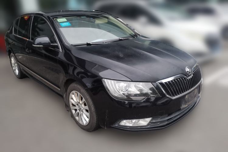 Used Skoda Superb 2013 1.8TSI Automatic MingShi Edition Front Right 45 Deg