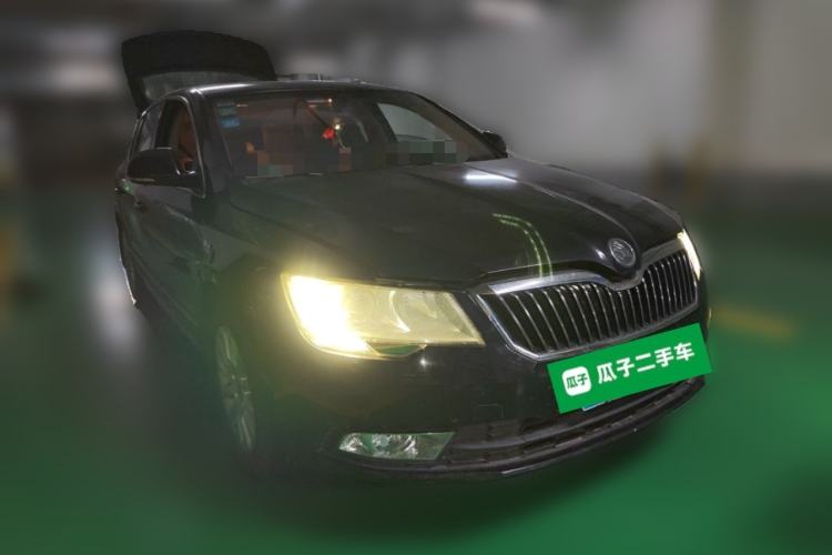 Used Skoda Superb 2013 1.8TSI Automatic MingShi Edition Front Right 45 Deg