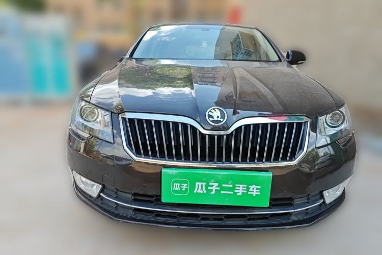 Used Skoda Superb 2013 1.8TSI Automatic Yashi Edition Front