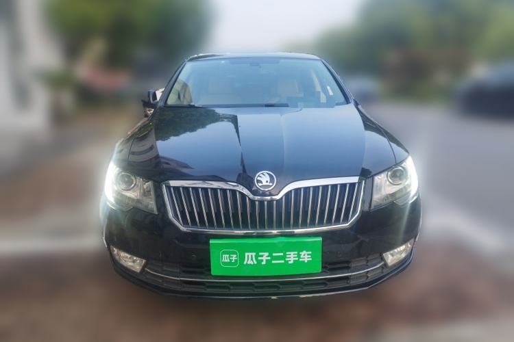 Used Skoda Superb 2013 1.8TSI Automatic Yashi Edition Front