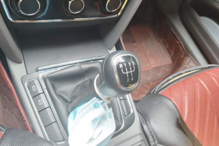 Used Skoda Superb 2013 1.4TSI Manual Shengshi Edition Gear Lever