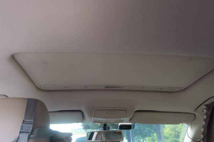 Used Skoda Superb 2013 1.8TSI Automatic MingShi Edition Headliner