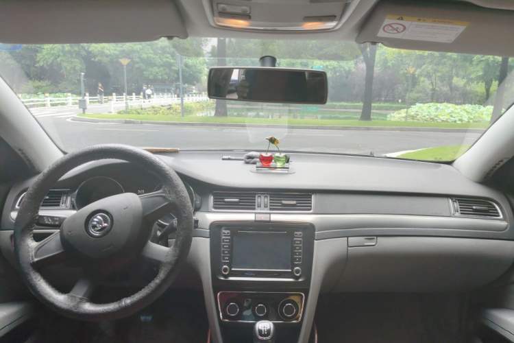 Used Skoda Superb 2013 1.4TSI Manual Shengshi Edition Headliner