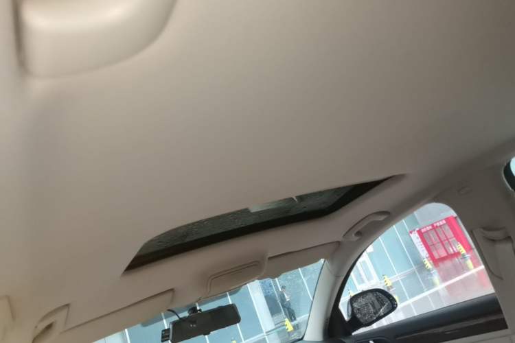 Used Skoda Superb 2013 1.8TSI Automatic MingShi Edition Headliner
