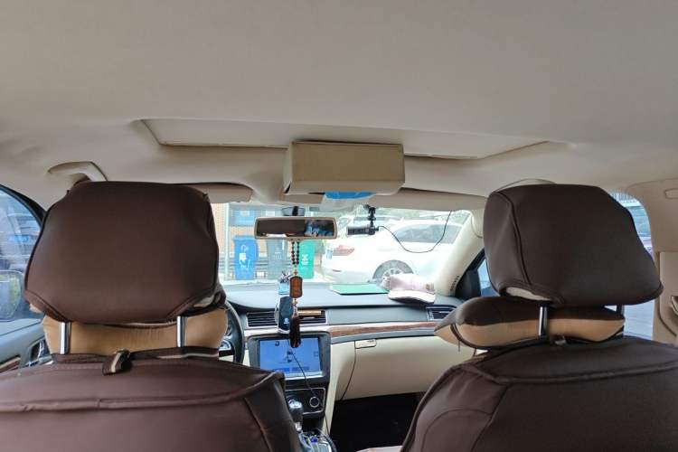 Used Skoda Superb 2013 1.8TSI Automatic MingShi Edition Headliner