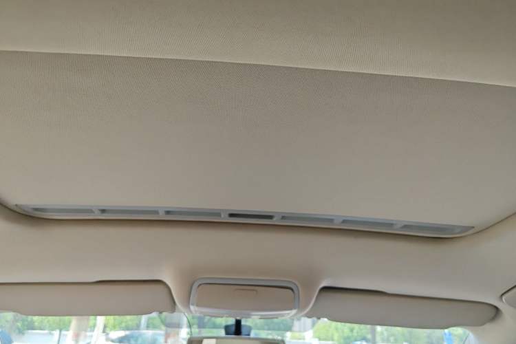 Used Skoda Superb 2013 1.8TSI Automatic Yashi Edition Headliner