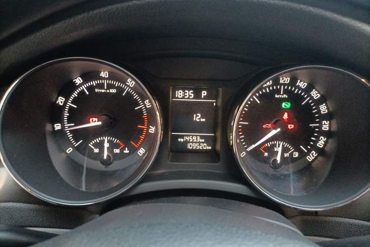 Used Skoda Superb 2013 1.4TSI DSG Sport Edition Instrument Cluster