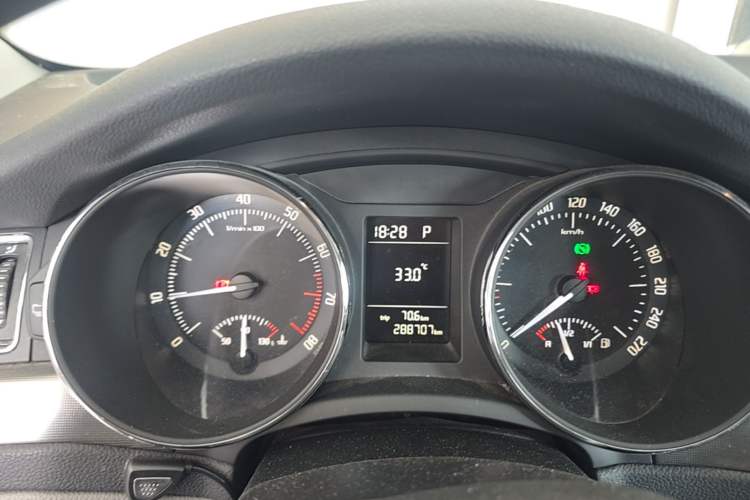 Used Skoda Superb 2013 1.4TSI DSG Sport Edition Instrument Cluster