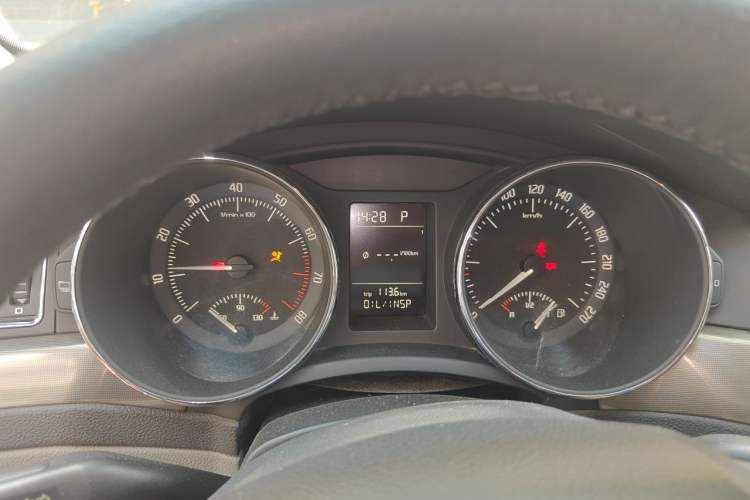 Used Skoda Superb 2013 1.4TSI DSG Sport Edition Instrument Cluster
