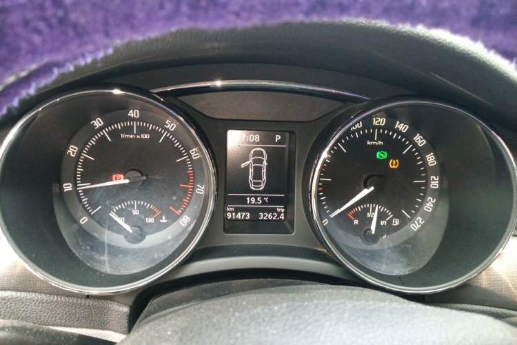 Used Skoda Superb 2013 1.8TSI Automatic MingShi Edition Instrument Cluster