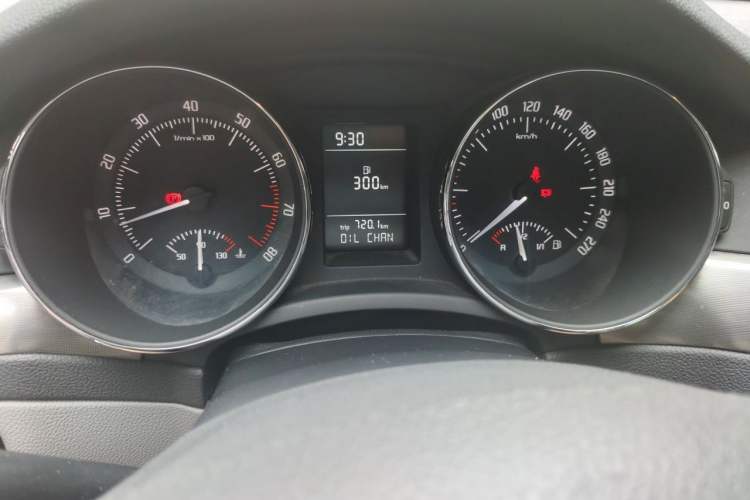 Used Skoda Superb 2013 1.4TSI Manual Shengshi Edition Instrument Cluster