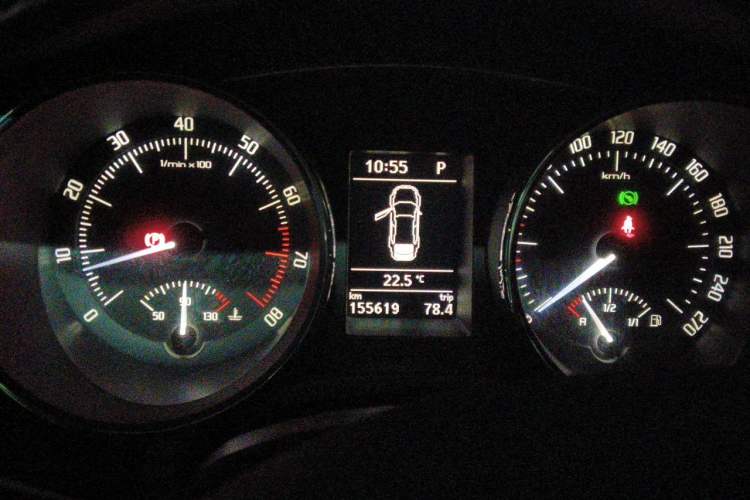 Used Skoda Superb 2013 1.8TSI Automatic MingShi Edition Instrument Cluster