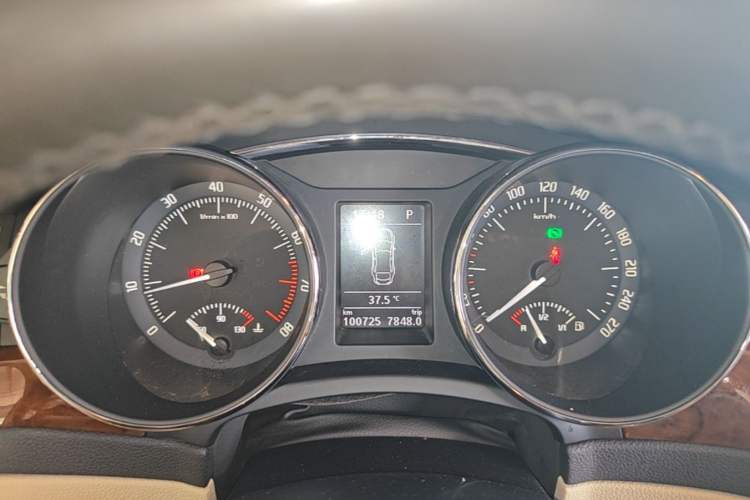 Used Skoda Superb 2013 1.4 TSI DSG Prestige Edition Instrument Cluster