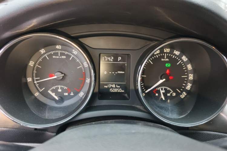 Used Skoda Superb 2013 1.4TSI DSG Sport Edition Instrument Cluster