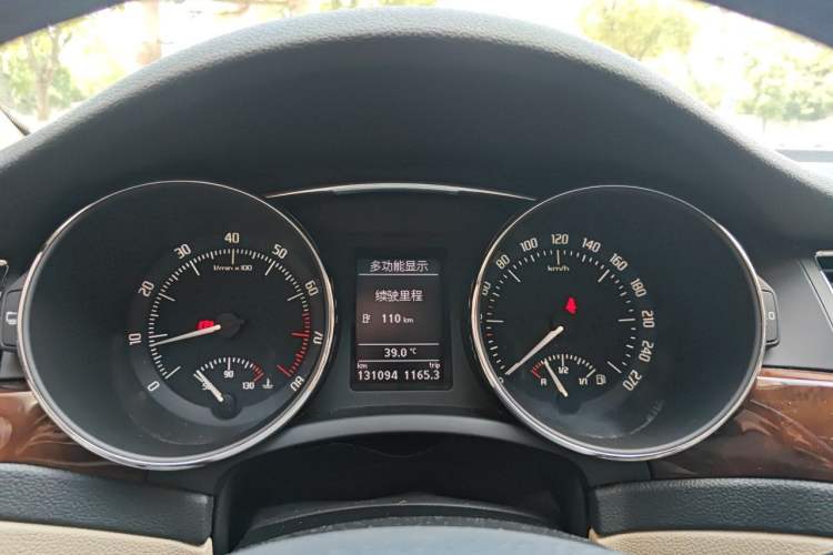 Used Skoda Superb 2013 1.8TSI Automatic Yashi Edition Instrument Cluster