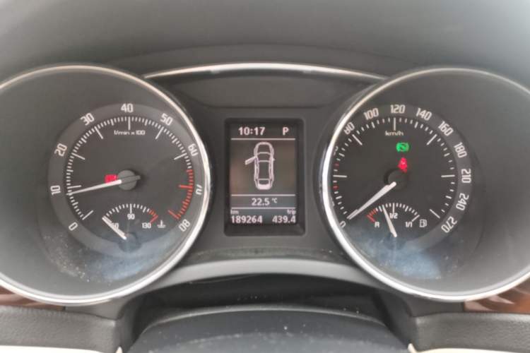 Used Skoda Superb 2013 1.8TSI Automatic MingShi Edition Instrument Cluster