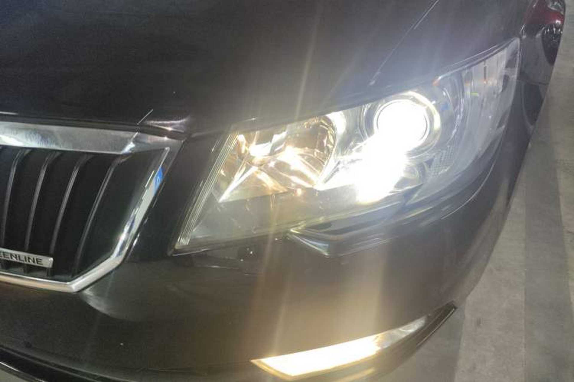 Used Skoda Superb 2013 1.4TSI DSG Sport Edition Left Front Headlight