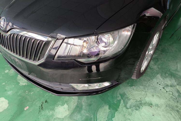 Used Skoda Superb 2013 1.8TSI Automatic MingShi Edition Left Front Headlight
