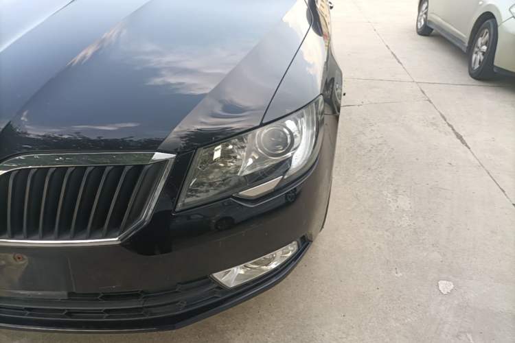 Used Skoda Superb 2013 1.4TSI DSG Sport Edition Left Front Headlight