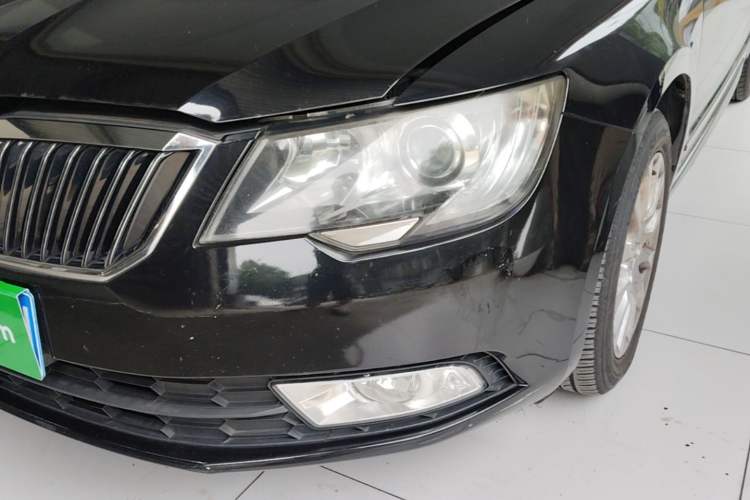 Used Skoda Superb 2013 1.8TSI Automatic MingShi Edition Left Front Headlight