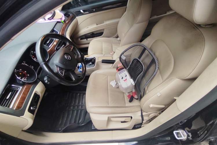 Used Skoda Superb 2013 1.8TSI Automatic MingShi Edition Left Front Seat
