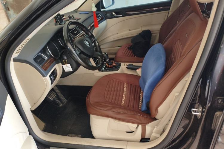 Used Skoda Superb 2013 1.8TSI Automatic MingShi Edition Left Front Seat