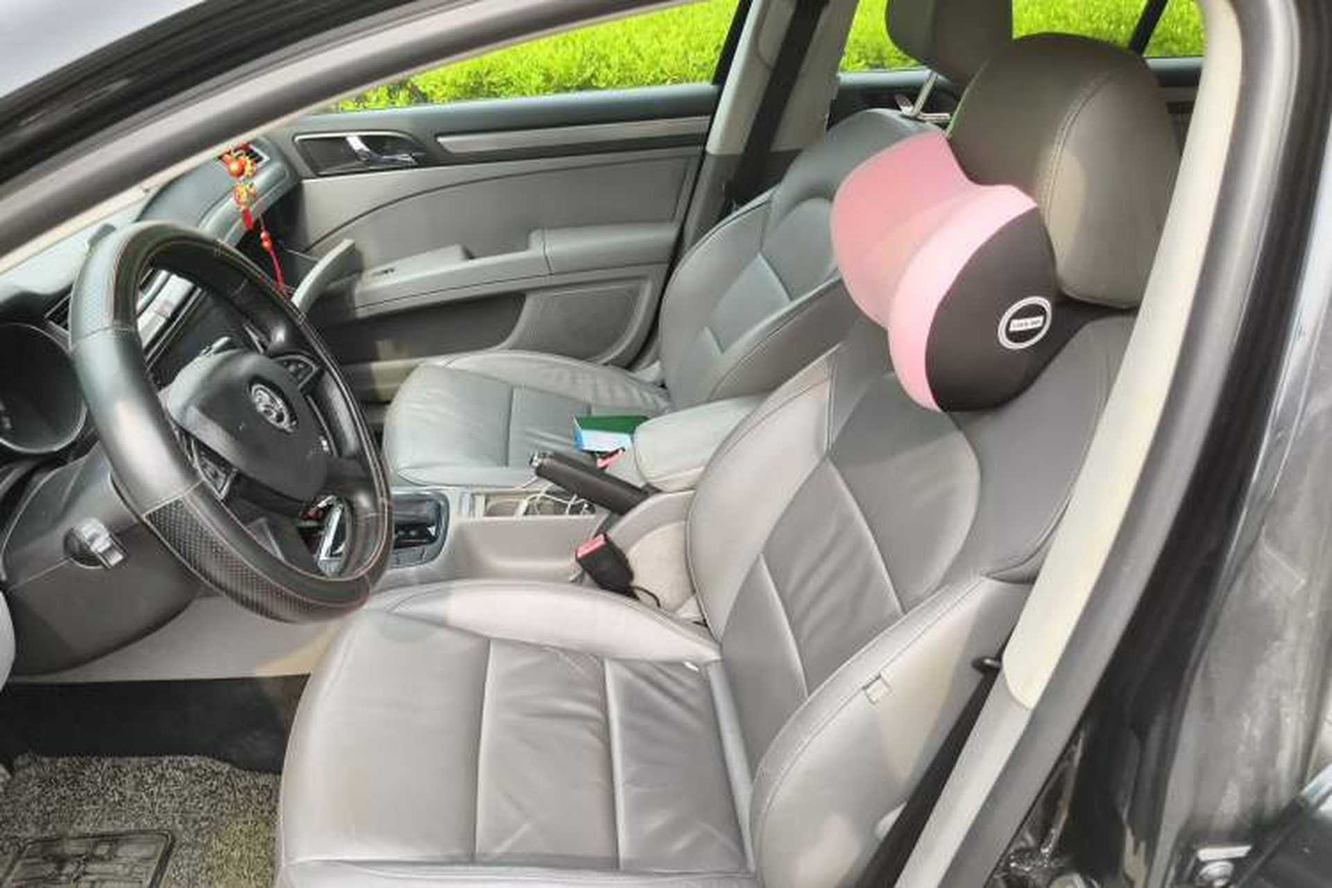 Used Skoda Superb 2013 1.8TSI Automatic MingShi Edition Left Front Seat